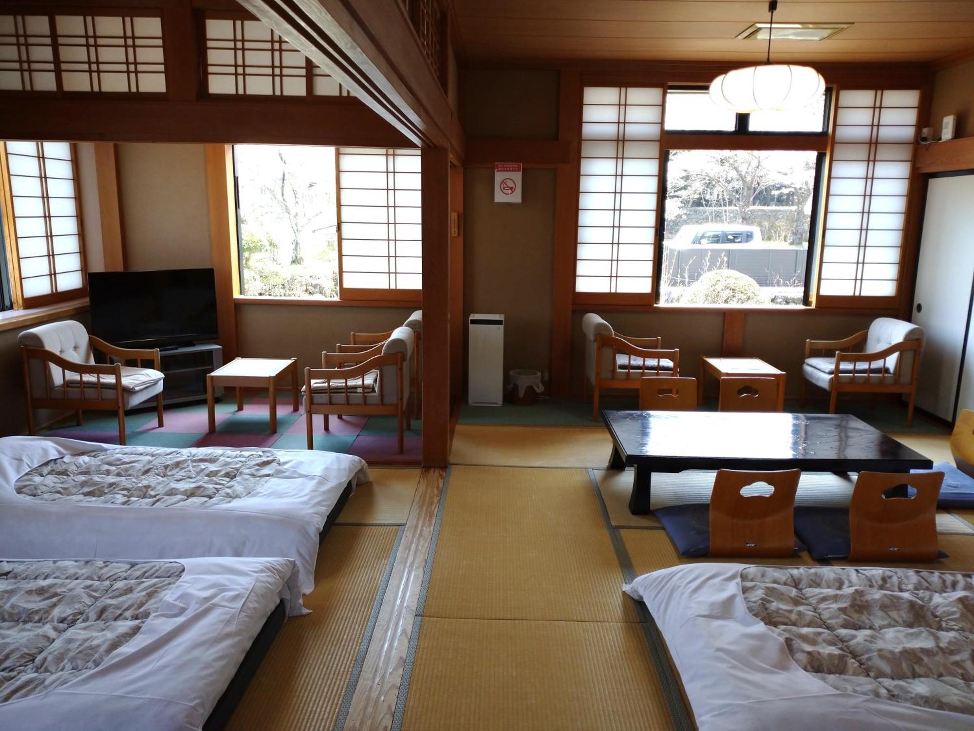 Nishimiyasou Hotel Фуджикавагучико Екстериор снимка