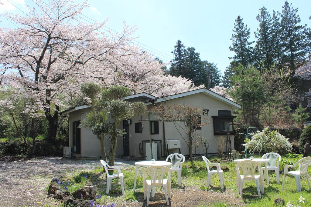 Nishimiyasou Hotel Фуджикавагучико Екстериор снимка
