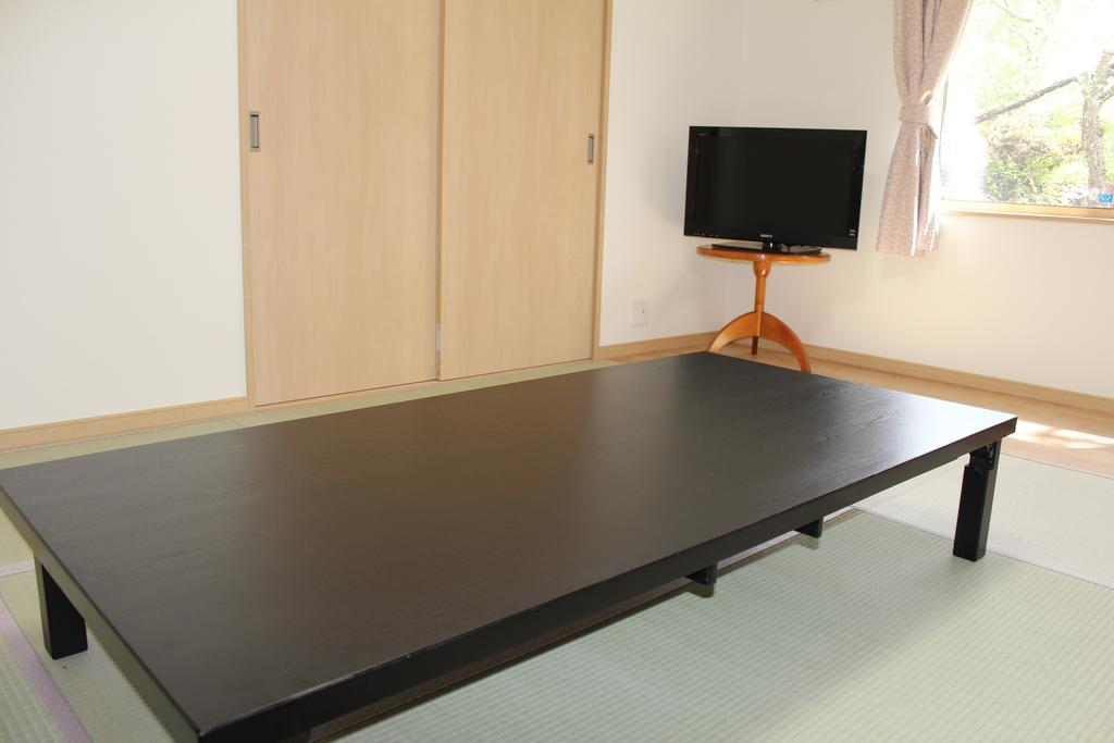 Nishimiyasou Hotel Фуджикавагучико Екстериор снимка