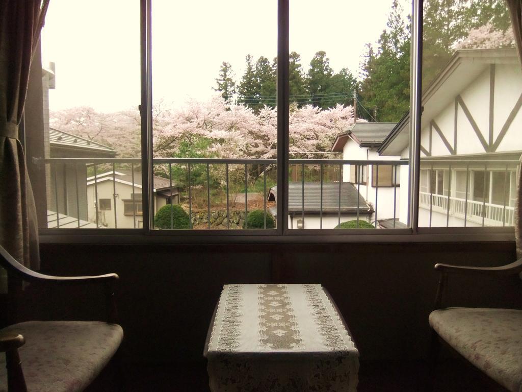 Nishimiyasou Hotel Фуджикавагучико Екстериор снимка