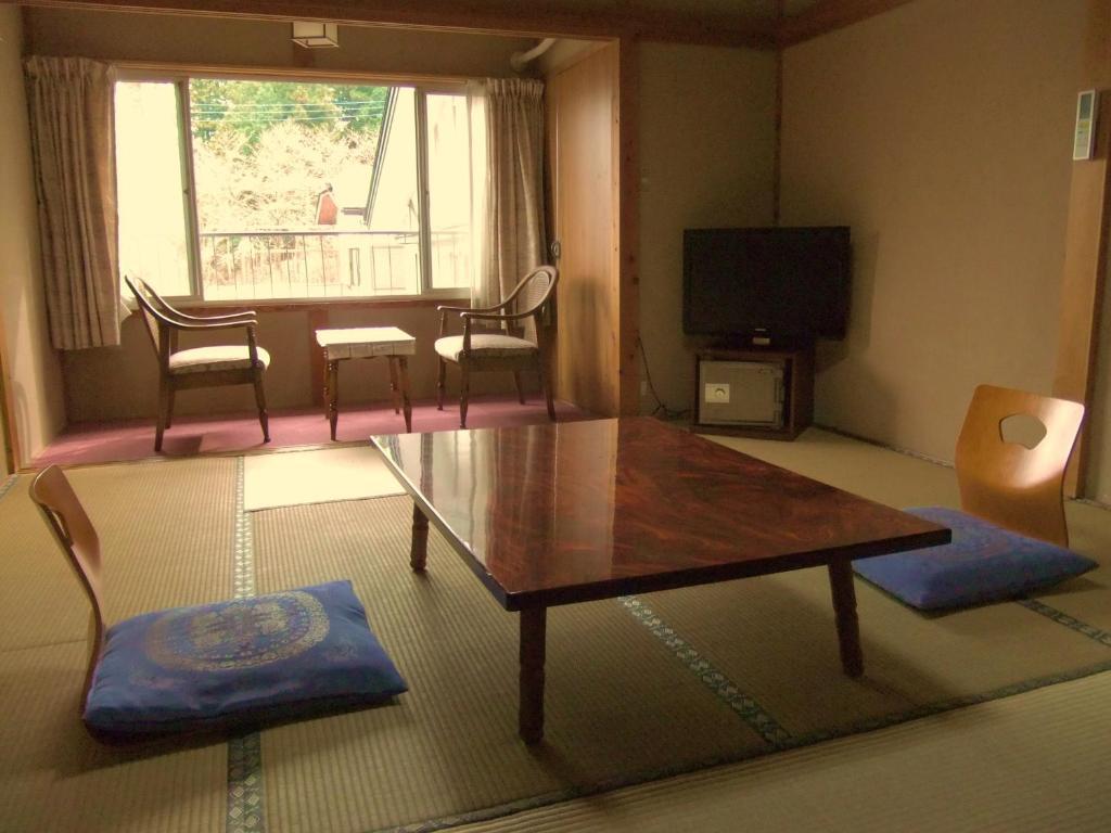Nishimiyasou Hotel Фуджикавагучико Екстериор снимка