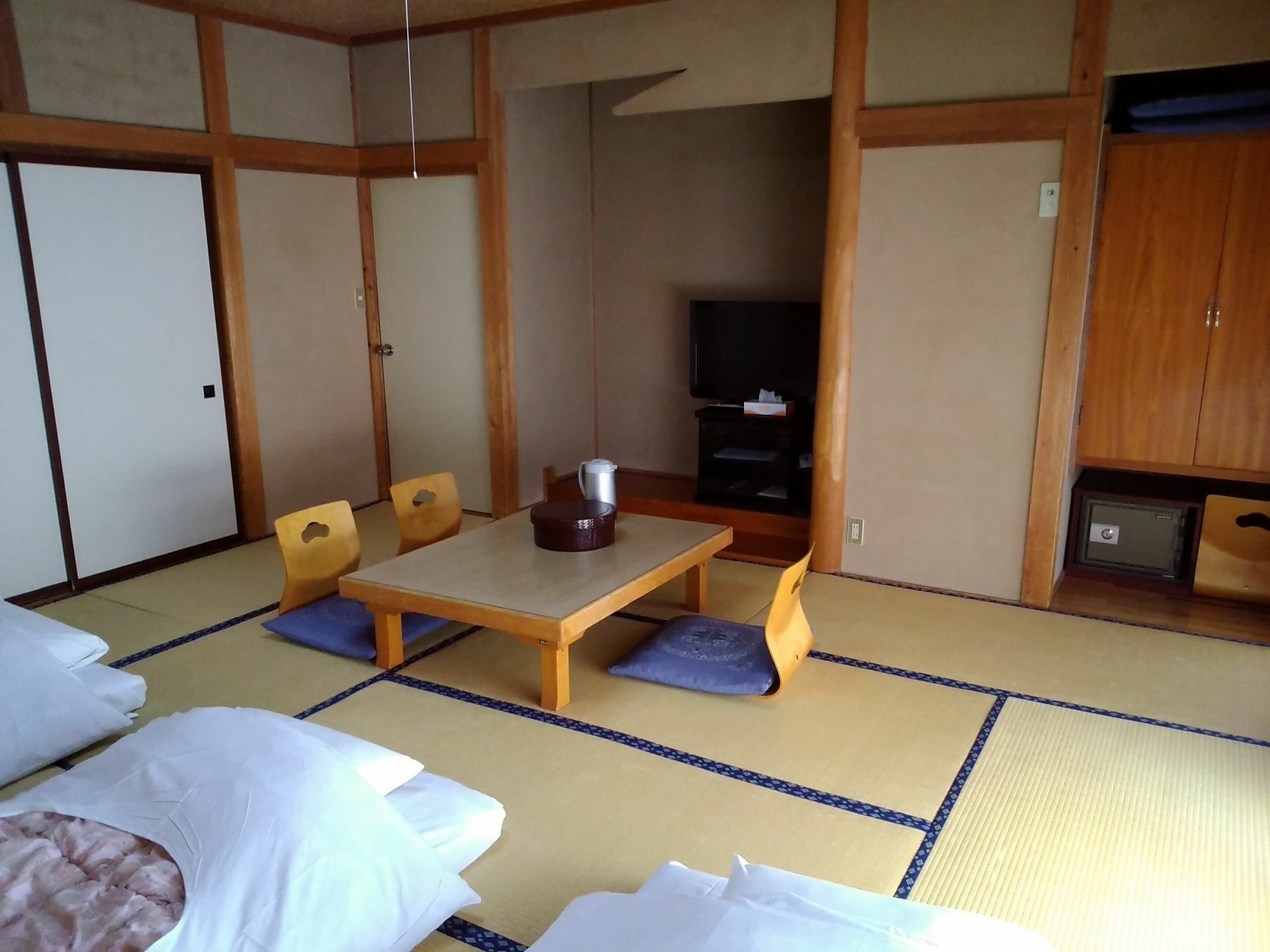 Nishimiyasou Hotel Фуджикавагучико Екстериор снимка